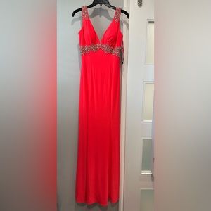 NEW-Joanna Chen New York, gorgeous evening gown. Woman size 2, hot pinkish color